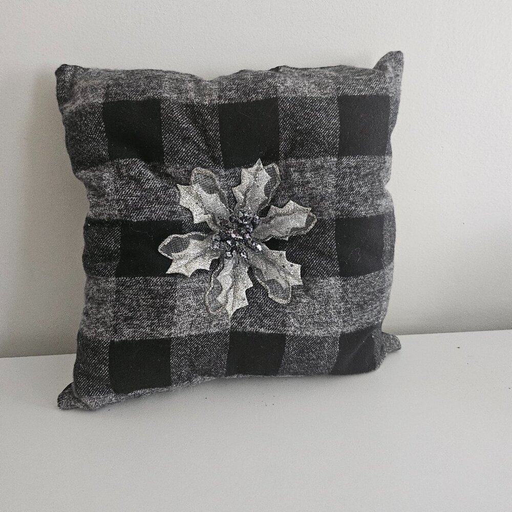 Holiday Gray, Silver and Black Plaid Poinsettia Throw Pillow